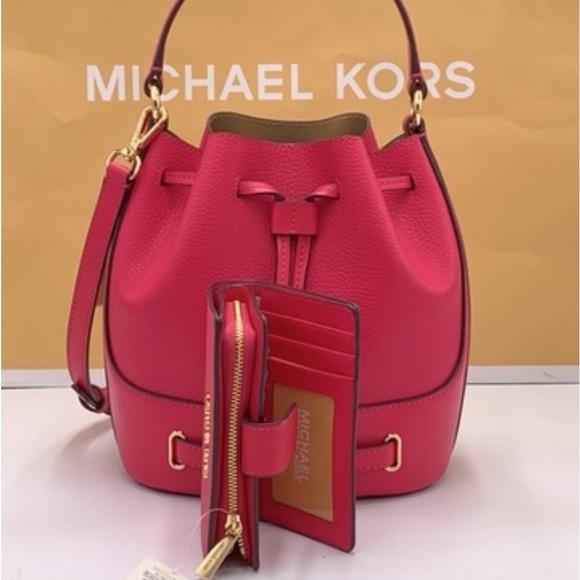 MICHAEL KORS REED MEDIUM BELTED BACKED CROSSBODY & MEDIUM BIFOLD WALLET PINK - Picture 3 of 16